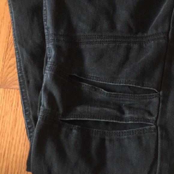 Levis jeans 28 - Picture 3 of 4
